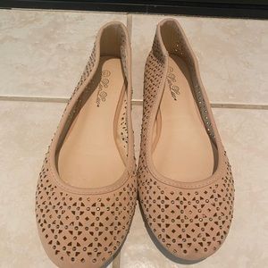 Luo Luo ballet flats, man-made materials, vegan, never worn size 6.5.